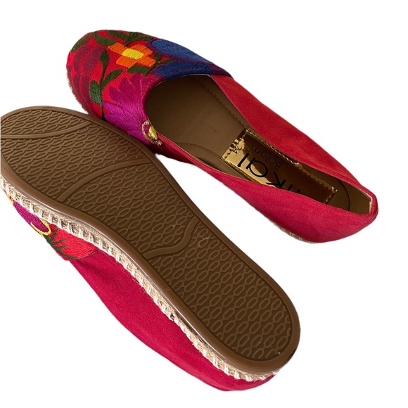 Embroidered shoes, embroidered shoes, embroidered red shoes, Embroidered flats - Picture 12 of 16